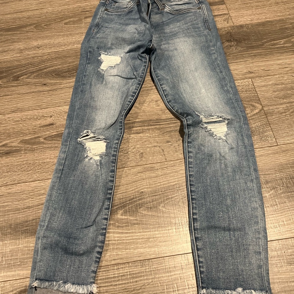 Kut from the Kloth Distressed Blue Jeans
